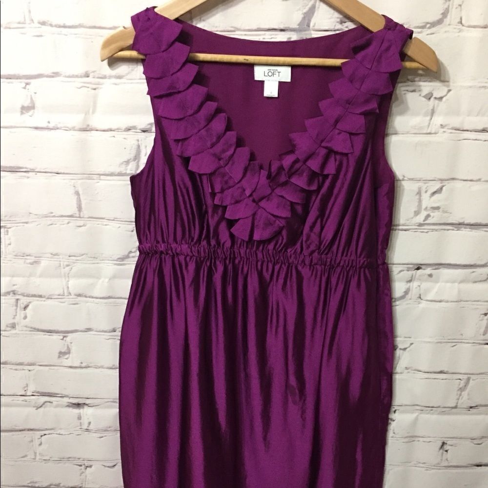 Ann Taylor LOFT Purple Ruffle V-Neck Sleeveless Dress
